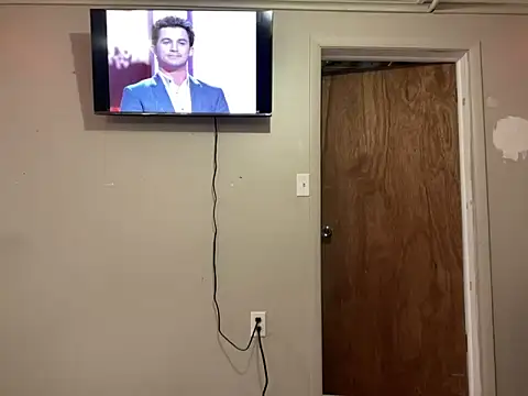 1Lustfully yours online show from 03/06/26, 05:08