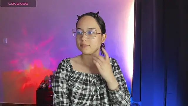 shantalc3rezo online show from 11/13/25, 06:01