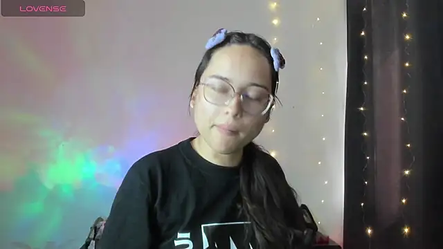Snapshot of shantalc3rezo chatting on 09/24/25, 07:53 shantalc3rezo online show from 09/24/25, 07:53