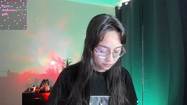 shantalc3rezo online show from 12/18/25, 08:01