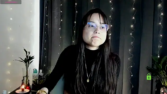 Snapshot of shantalc3rezo chatting on 03/11/25, 07:58 shantalc3rezo online show from 03/11/25, 07:58