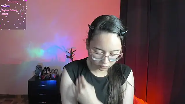 shantalc3rezo online show from 12/05/25, 08:06