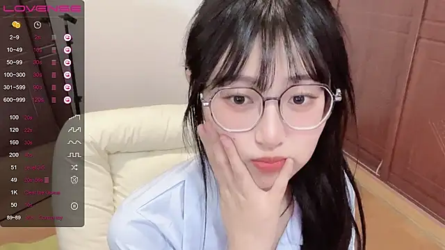 Snapshot of 4uoki chatting on 01/27/25, 09:11 4uoki online show from 01/27/25, 09:11