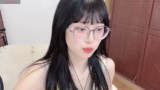 Snapshot of 4uoki chatting on 03/22/25, 03:53 4uoki online show from 03/22/25, 03:53