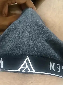 divi5555 online show from 10/05/25, 10:17