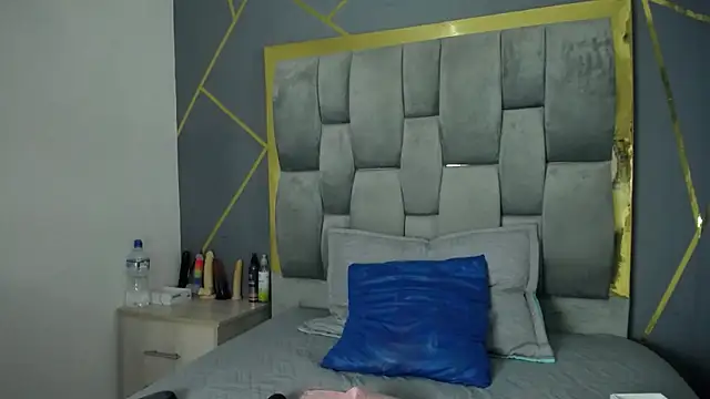 Veronny P online show from 02/18/25, 01:44