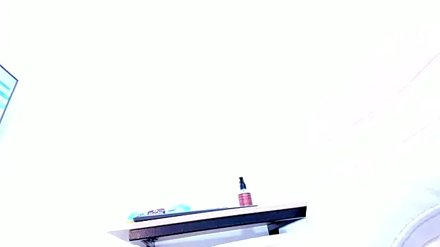 Snapshot of Veronny_P chatting on 02/18/26, 11:50 Veronny P online show from 02/18/26, 11:50