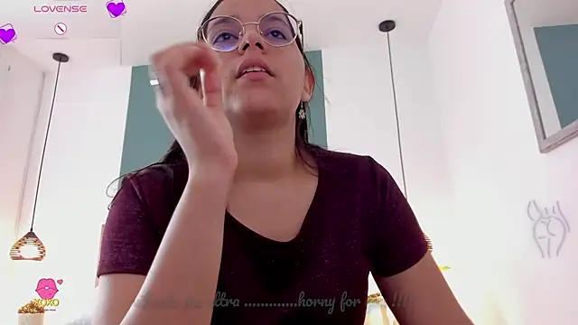 lucy blue28 online show from 05/06/26, 12:53