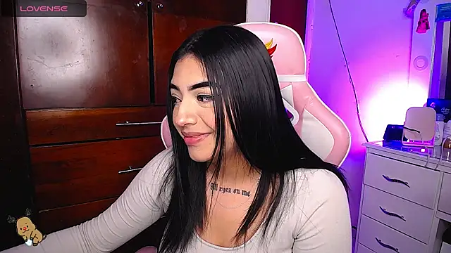 eva six online show from 02/14/25, 02:28