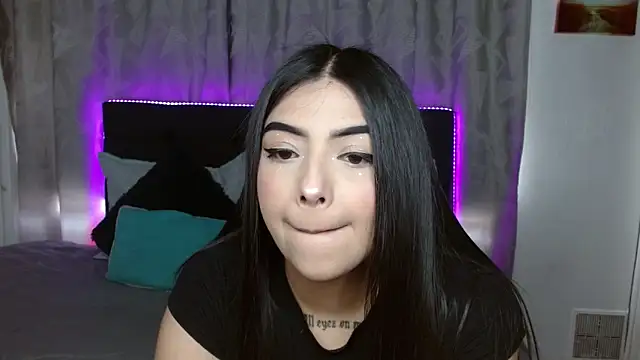 eva six online show from 10/04/25, 04:30