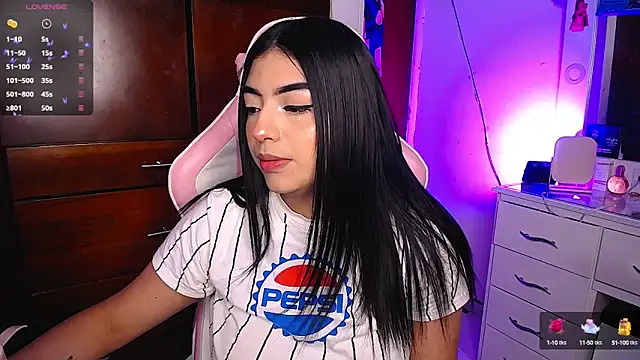 eva six online show from 03/13/25, 03:44