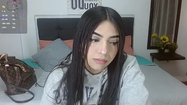 eva six online show from 10/08/25, 07:25