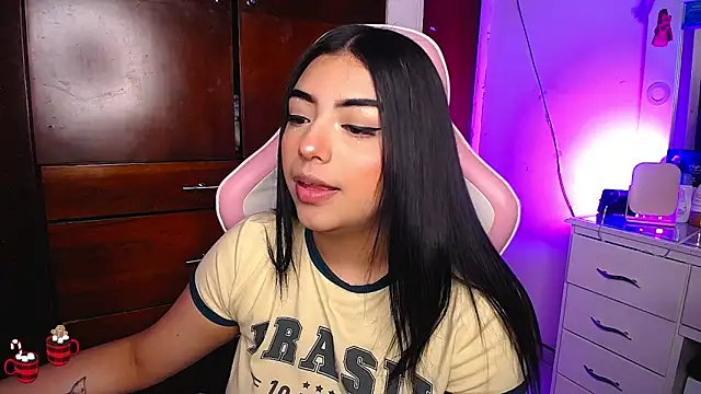 eva six online show from 02/12/25, 08:29