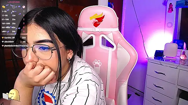 eva six online show from 03/14/25, 02:42