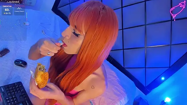 GeorginaCute  online show from 09/20/25, 12:21