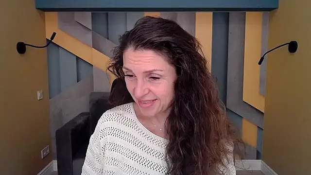 EllaLong online show from 09/29/25, 11:27