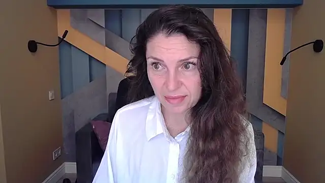 EllaLong online show from 10/08/25, 11:34