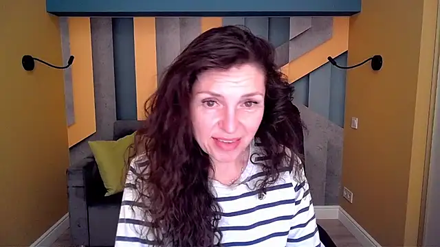 EllaLong online show from 03/28/26, 12:28