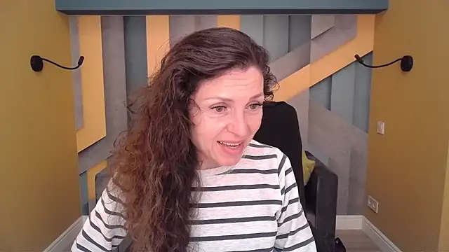 EllaLong online show from 04/14/26, 11:26