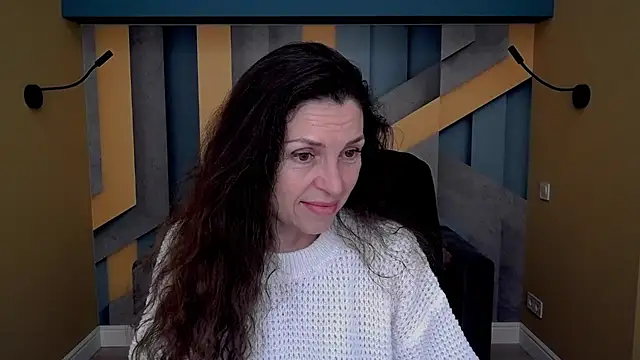 EllaLong online show from 11/14/25, 12:31