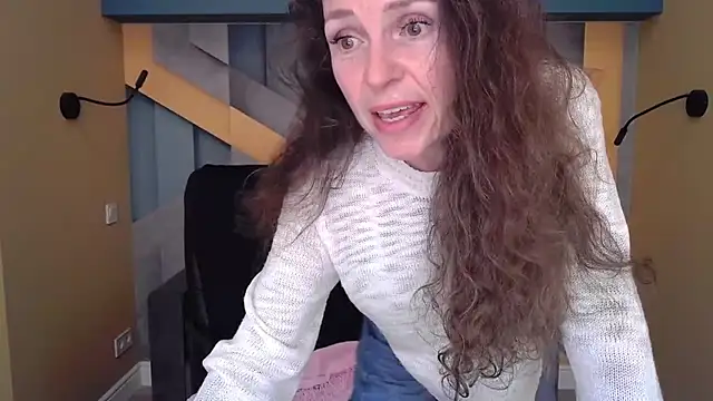 EllaLong online show from 09/28/25, 11:39