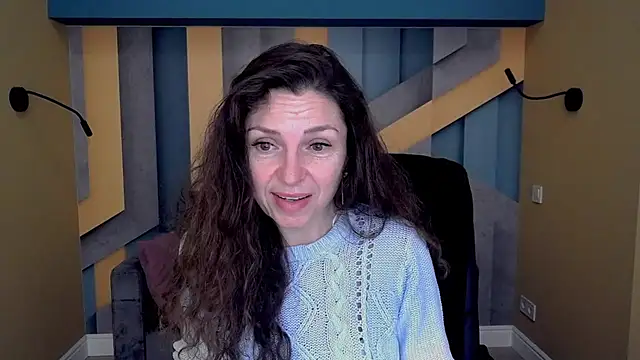 EllaLong online show from 10/17/25, 11:34