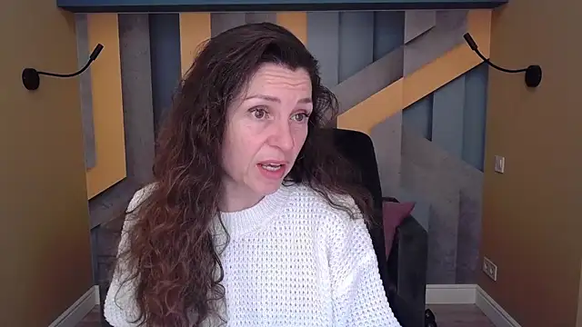 EllaLong online show from 11/10/25, 12:54