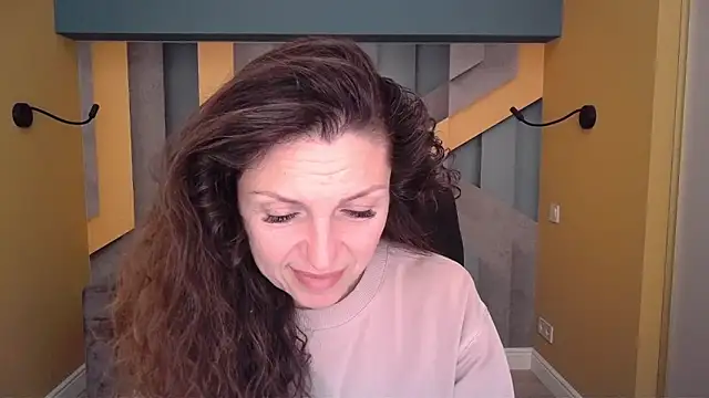 EllaLong online show from 03/20/26, 12:28