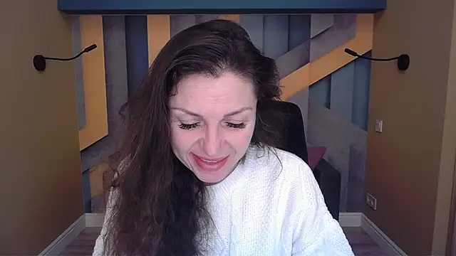 EllaLong online show from 01/18/26, 12:30