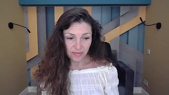 EllaLong online show from 09/12/25, 11:32