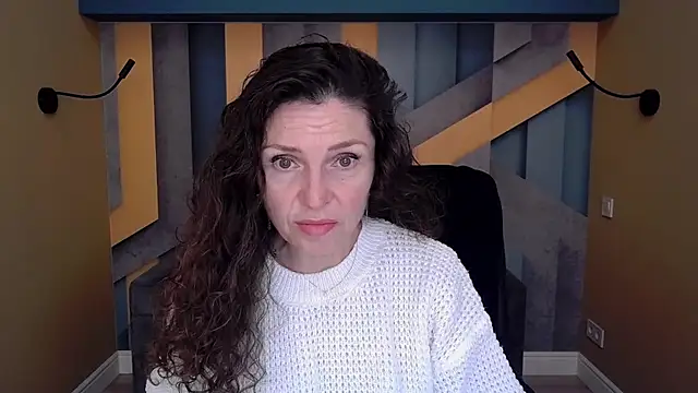 EllaLong online show from 11/11/25, 12:33