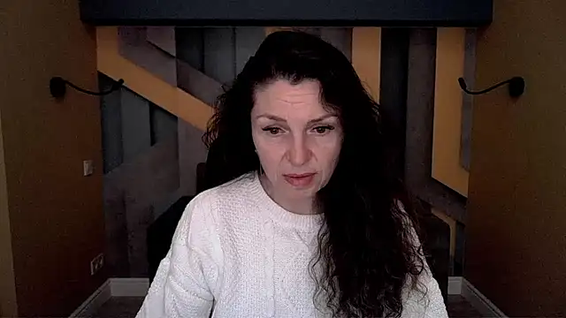 EllaLong online show from 02/21/26, 12:29