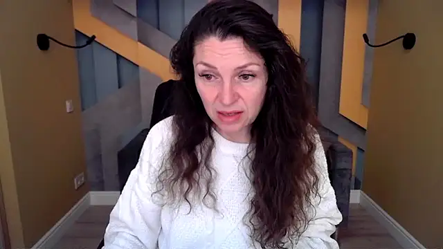 EllaLong online show from 02/22/26, 12:29