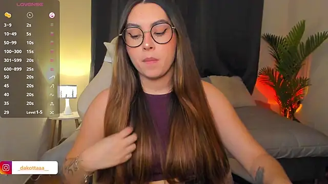 dakottaa  online show from 03/27/26, 11:38