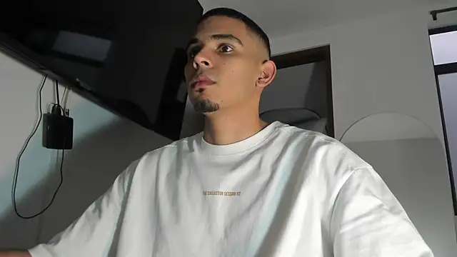 joss 111 online show from 02/09/26, 11:30