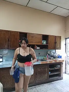 DanelyLopez online show from 05/16/26, 08:52