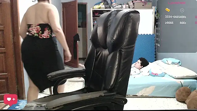 DanelyLopez online show from 05/23/26, 12:53