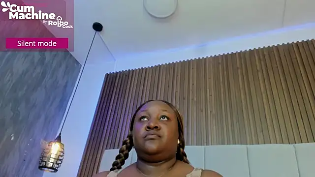 Saravy Blandon online show from 02/28/26, 10:37