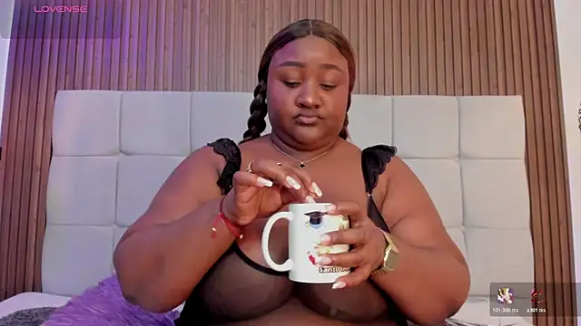 Saravy Blandon online show from 02/17/26, 10:34