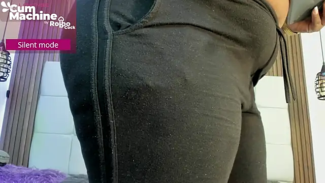 Saravy Blandon online show from 03/04/26, 10:01