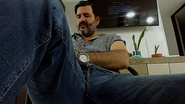 Maxi TheBigDaddy online show from 03/18/26, 01:35