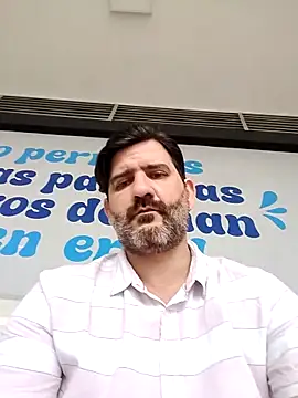 Snapshot of Maxi_TheBigDaddy chatting on 11/24/25, 12:38 Maxi TheBigDaddy online show from 11/24/25, 12:38