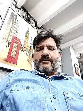 Snapshot of Maxi_TheBigDaddy chatting on 02/23/26, 02:28 Maxi TheBigDaddy online show from 02/23/26, 02:28