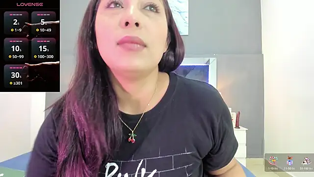 Lauralove 69 online show from 03/12/26, 07:51