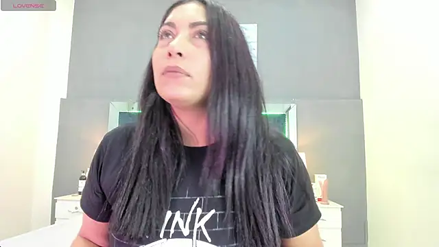 Lauralove 69 online show from 01/13/26, 10:57