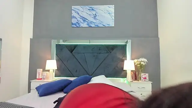 Lauralove 69 online show from 11/22/25, 05:23