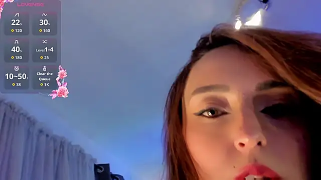 Snapshot of Megan_inked chatting on 04/19/26, 03:51 Megan inked online show from 04/19/26, 03:51