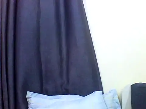 Snapshot of grannylover_ chatting on 11/29/25, 04:45 grannylover online show from 11/29/25, 04:45