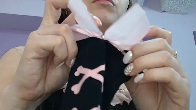 LilaSuni online show from 10/17/25, 03:25