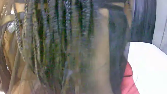 Snapshot of portiax chatting on 10/16/25, 05:59 portiax online show from 10/16/25, 05:59